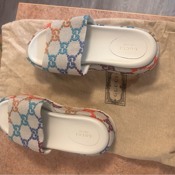 MUTI COLOR GUCCI SLIDES🌈 - Picture 8 of 8